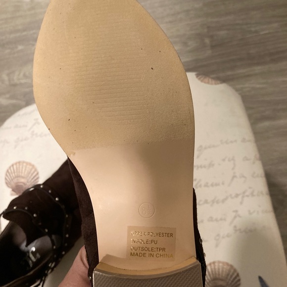 Booties - Picture 5 of 7